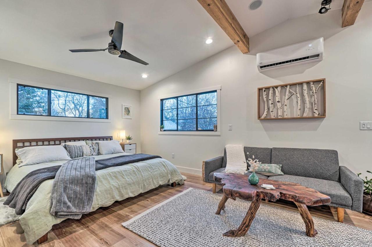 Cozy Flagstaff Studio With Patio - Near Dtwn! Extérieur photo