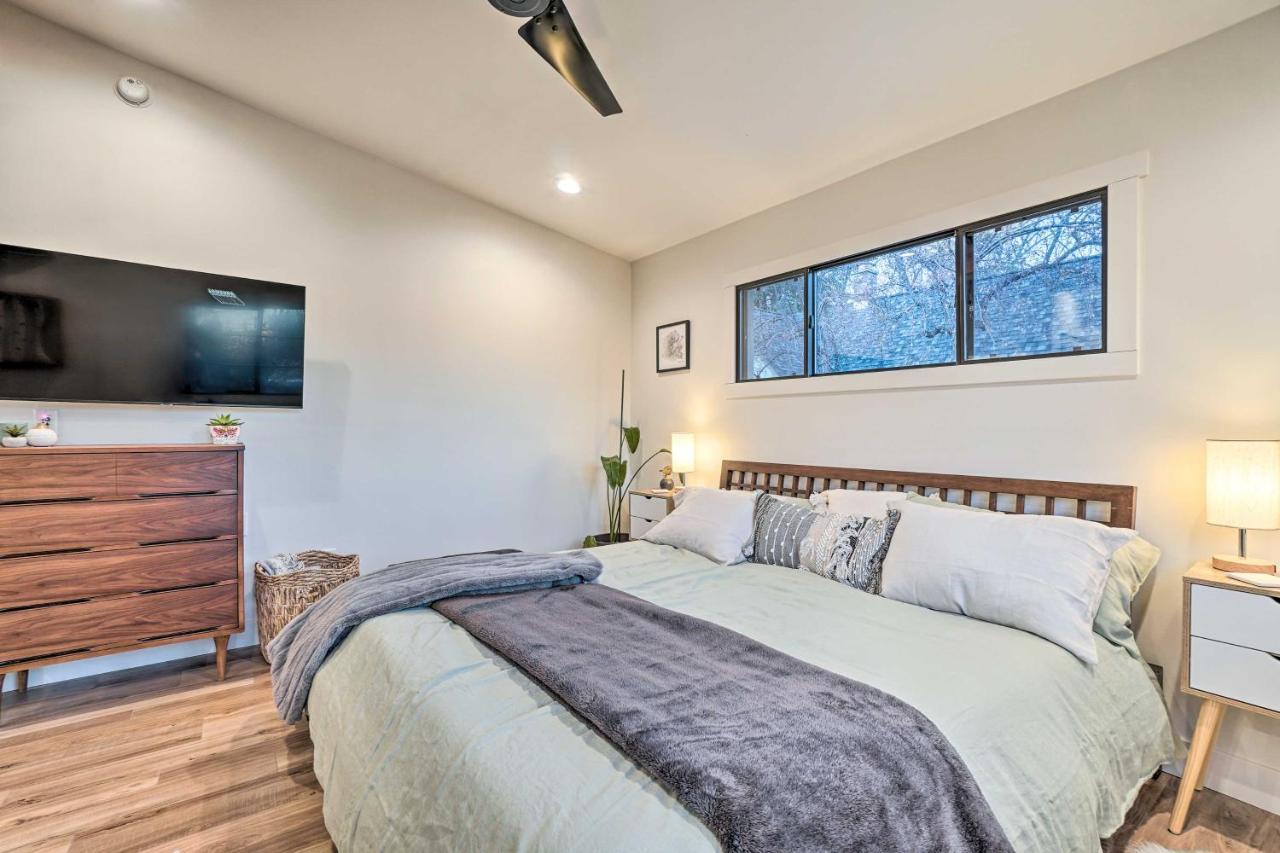 Cozy Flagstaff Studio With Patio - Near Dtwn! Extérieur photo